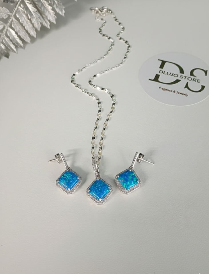 Set de Plata 925 con Ópalo LB Azul y Circonias