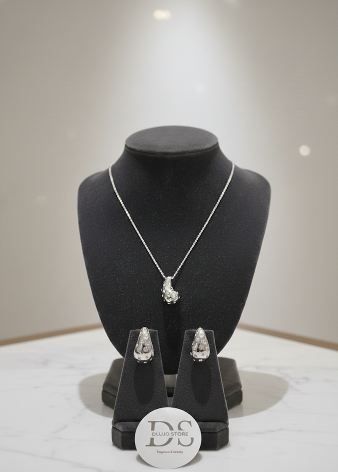 Set de Gotas Radiantes en Plata 925 con Baño de Rodio y Circonias