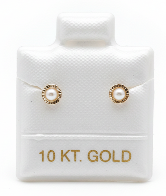 Aretes Clásicos de Perla Cultivada en Oro 10K