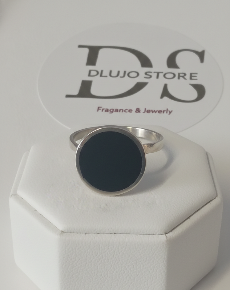 Anillo Ajustable “Círculo Negro” en Plata de Ley 925