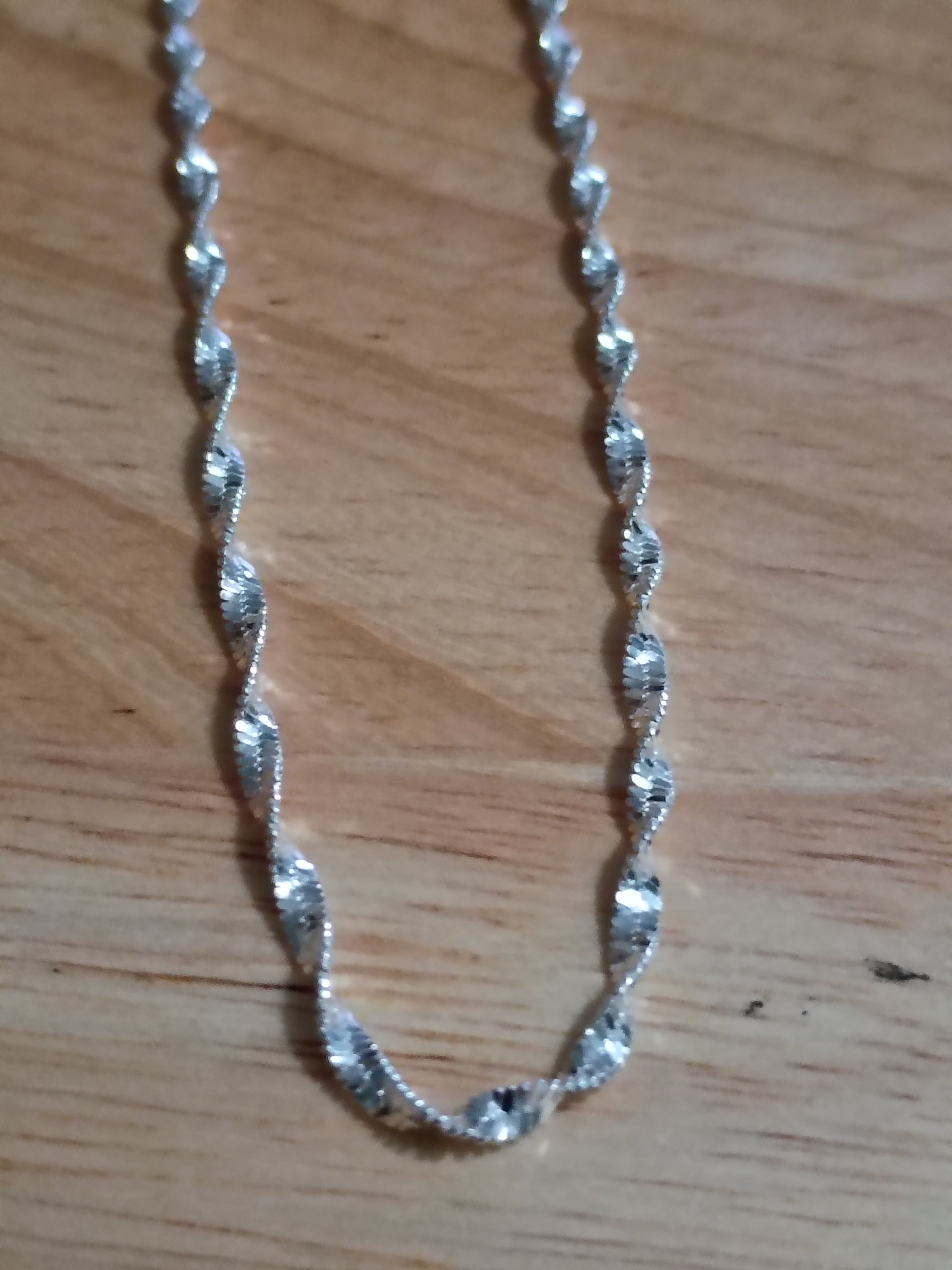 Cadena Lentejuela Torcida en Plata 925