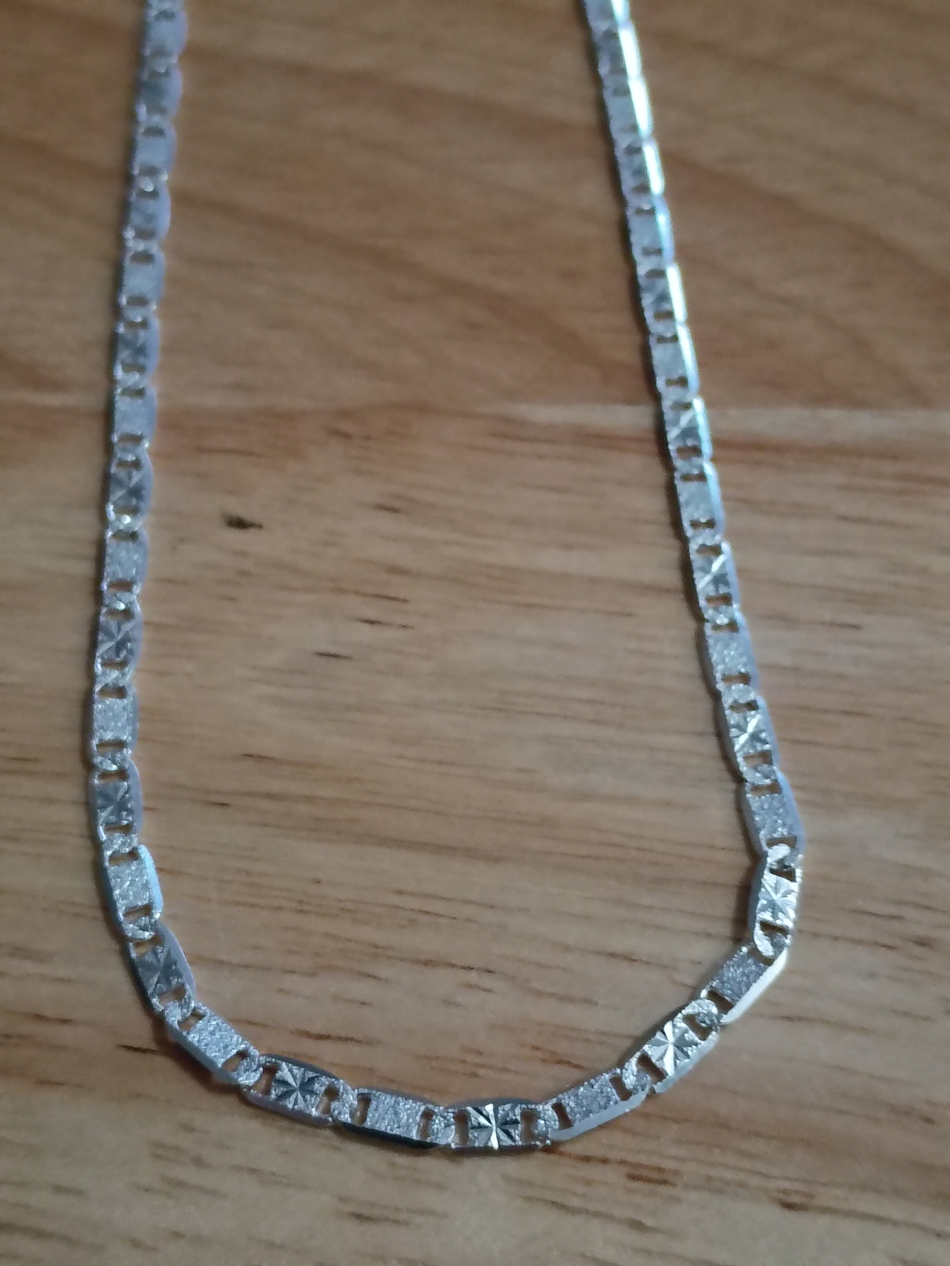 Cadena Plana Estilo Gucci Estrellada en Plata 925