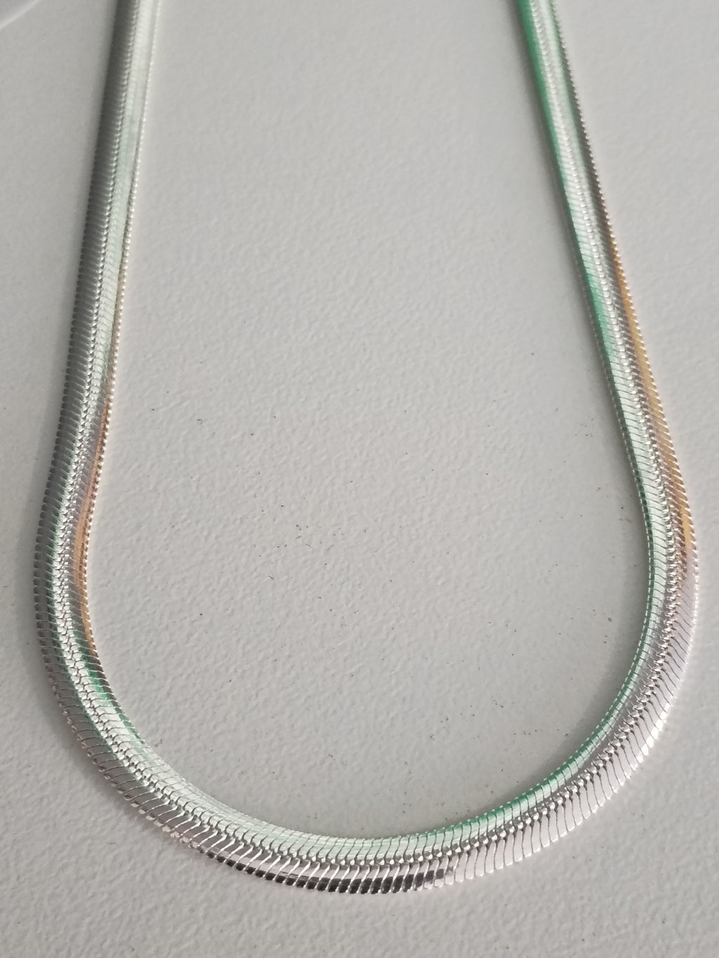 Cadena Plana Estilo Serpiente en Plata 925