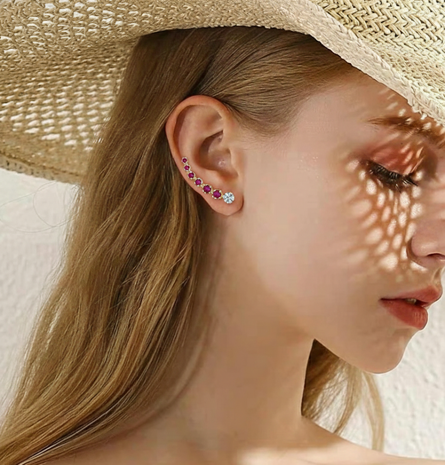 Aretes Trepadores de Circonias en Oro 14K