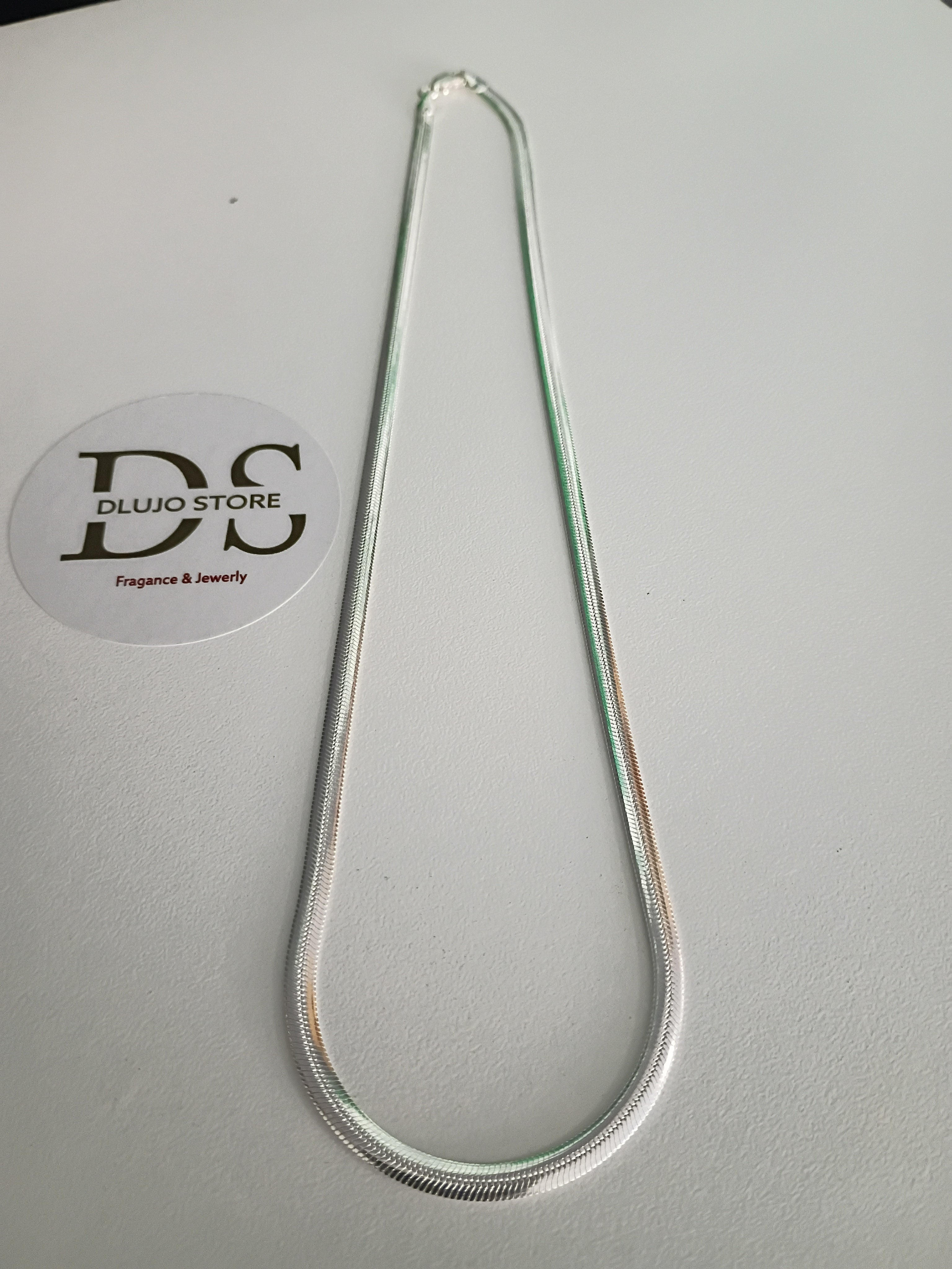 Cadena Plana Estilo Serpiente en Plata 925