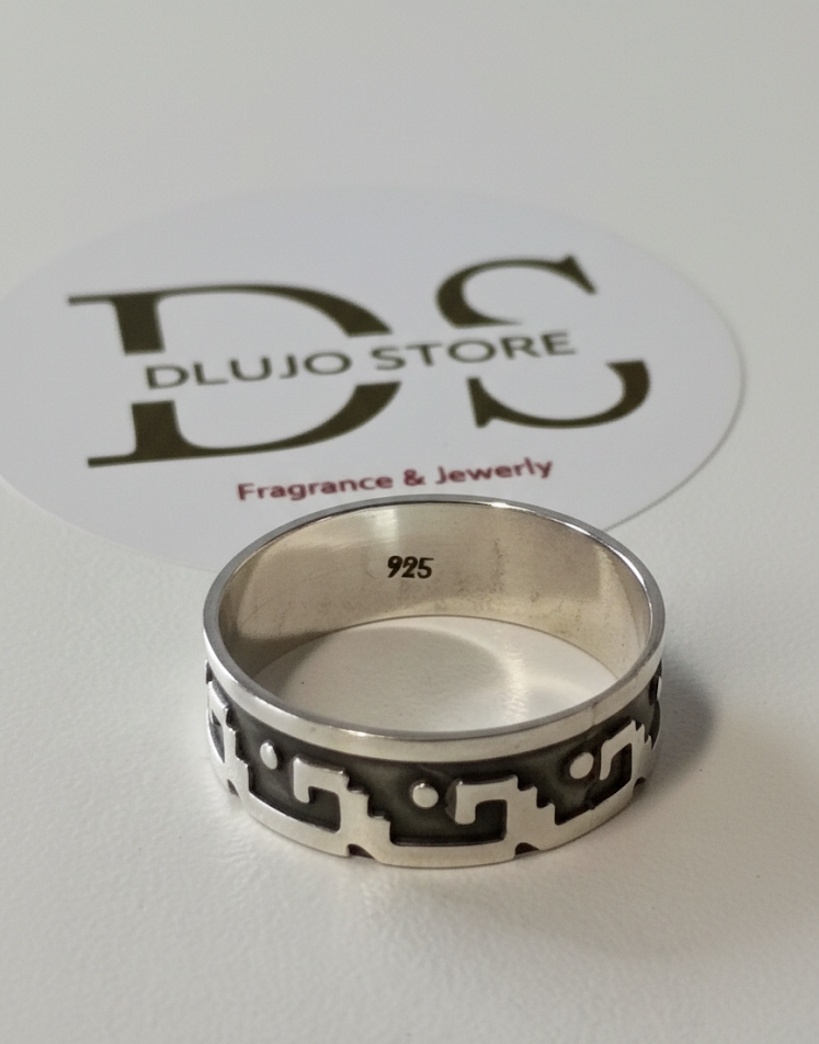 “Geometric Art” Ring in 925 Sterling Silver