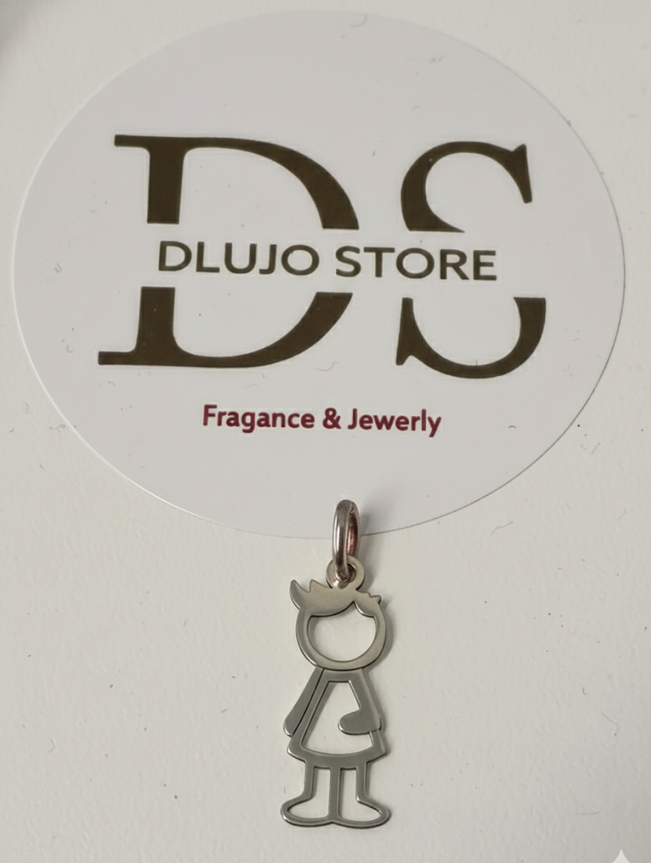 Dije Silueta de Niña en Plata de Ley 925