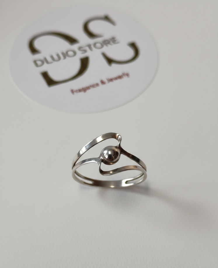 “Orbit” ring in 925 Sterling Silver
