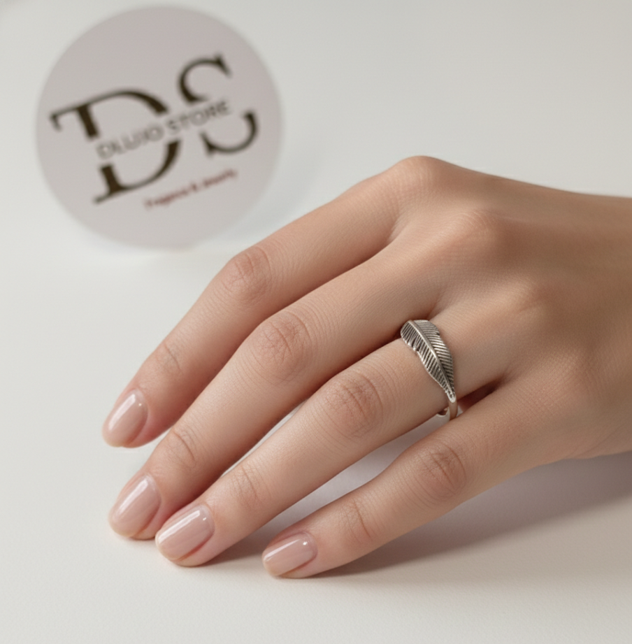 “Silver Feather” Ring in 925 Sterling Silver