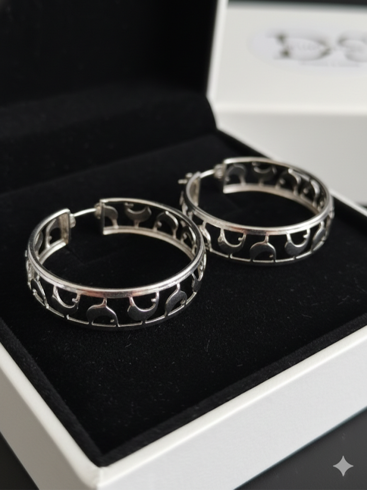 “Maxi Dolphin” Earrings in 925 Sterling Silver