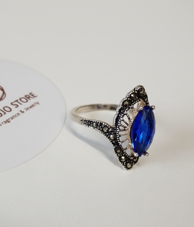 Anillo “Victoria Azul” en Plata de Ley 925