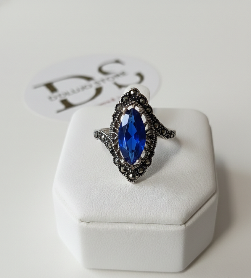 Anillo “Victoria Azul” en Plata de Ley 925
