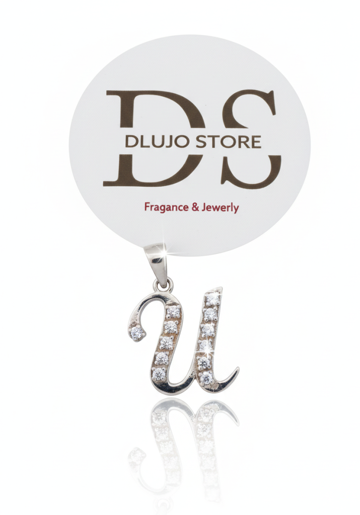 Dije Inicial Letra “U” en Plata de Ley 925 con Circonias