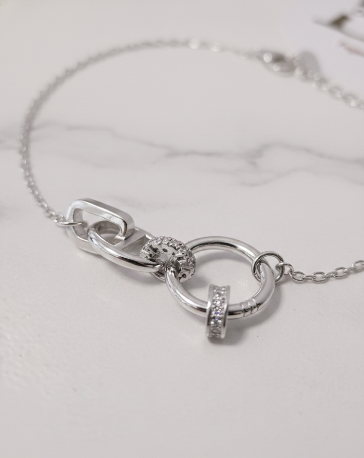 Pulsera “Unión Infinita” en Plata de Ley 925