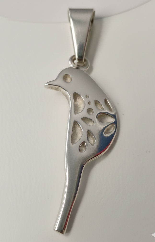 Dije de Pichón “Vuelo de Libertad” en Plata de Ley 925