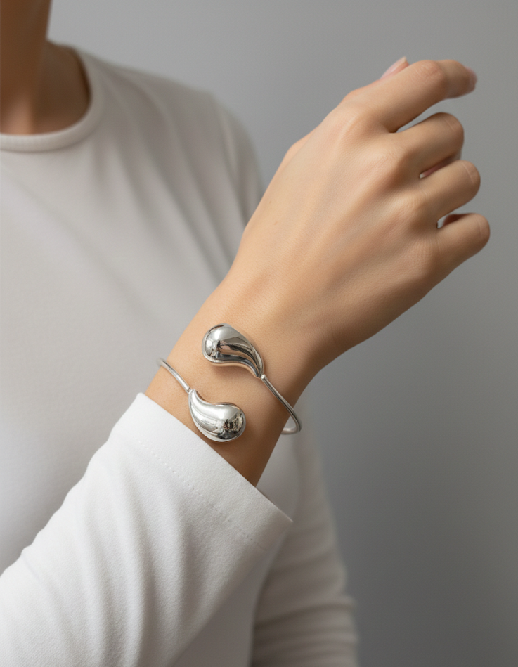 “Organic Drop” Bracelet in 925 Sterling Silver