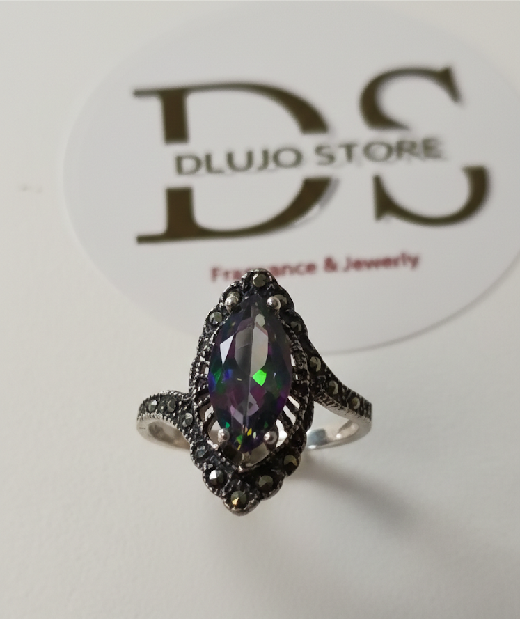 Anillo “Victoria Multicolor” en Plata de Ley 925