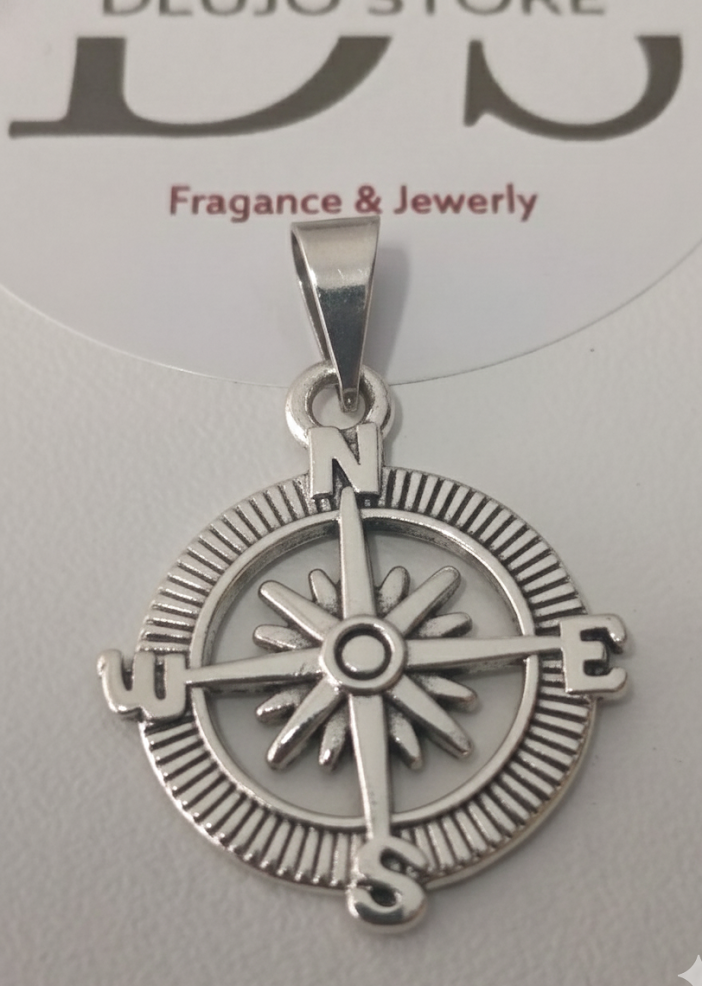 Dije Brújula en Plata de Ley 925
