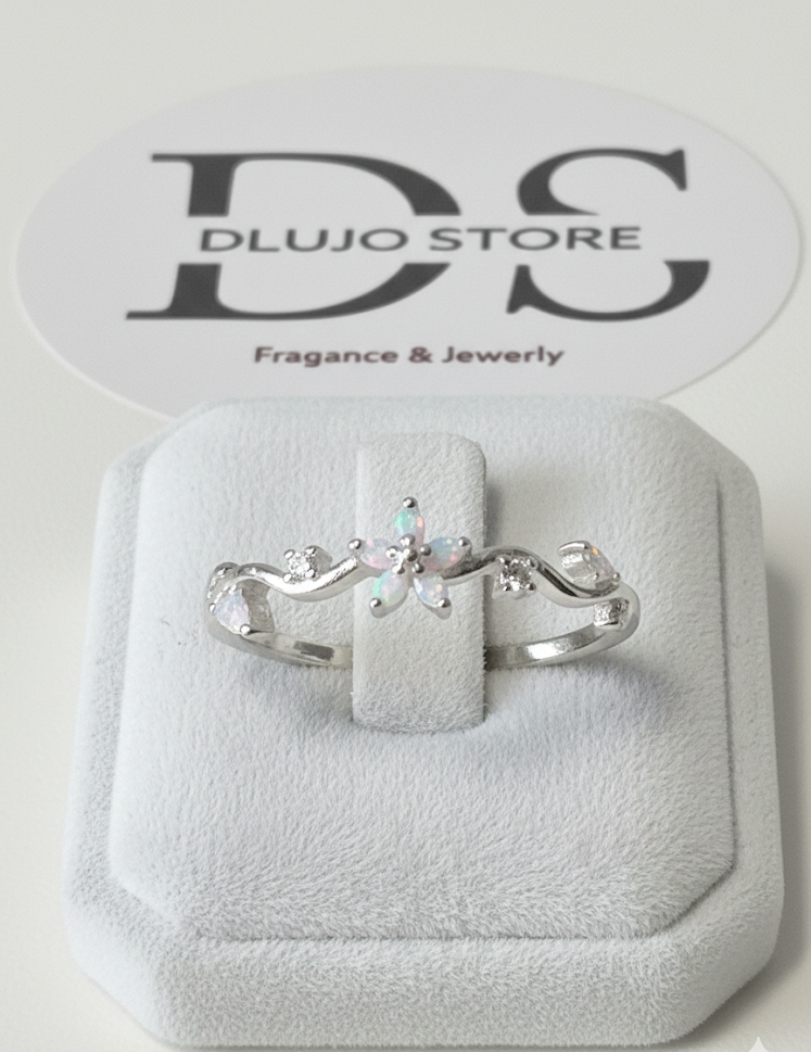 Anillo “Corona Primaveral” en Plata de Ley 925