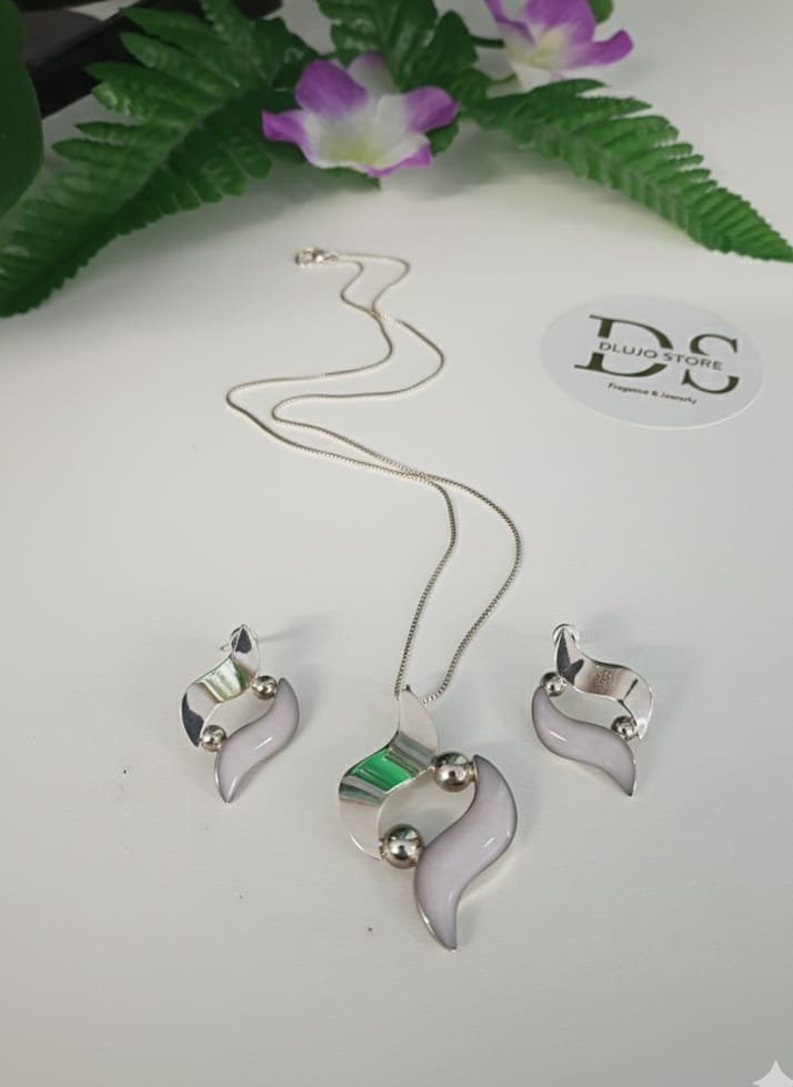 Set de Ondas Modernas en Color Rosa y Plata 925