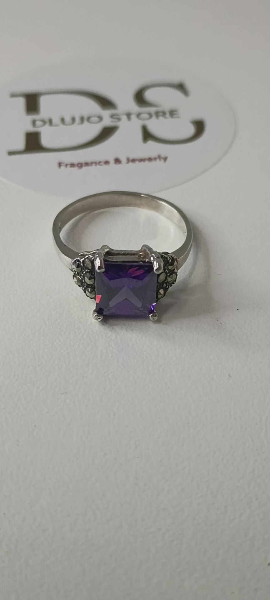 “Amethyst Prism” Ring in 925 Sterling Silver
