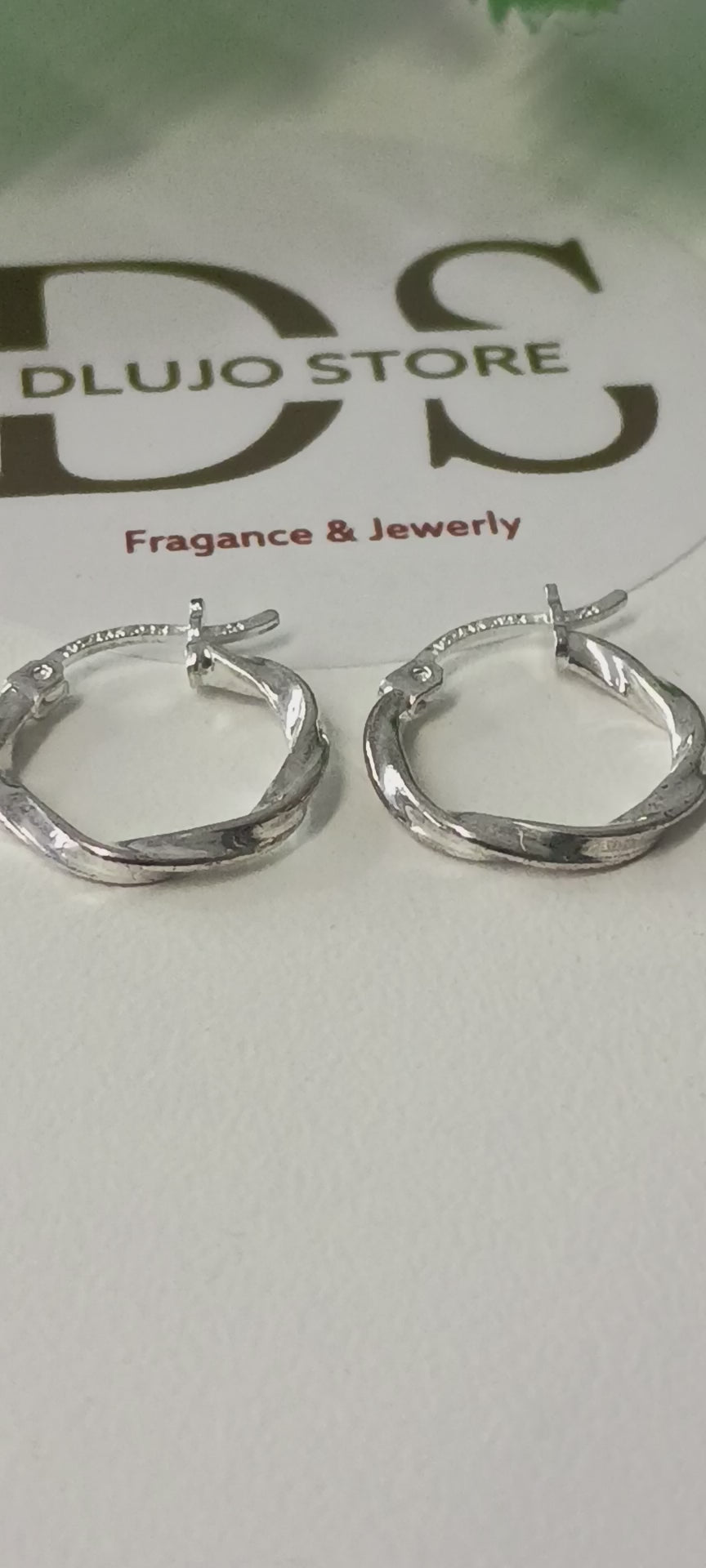 Arracadas “Mini Twists” en Plata de Ley 925 – 1.5 cm