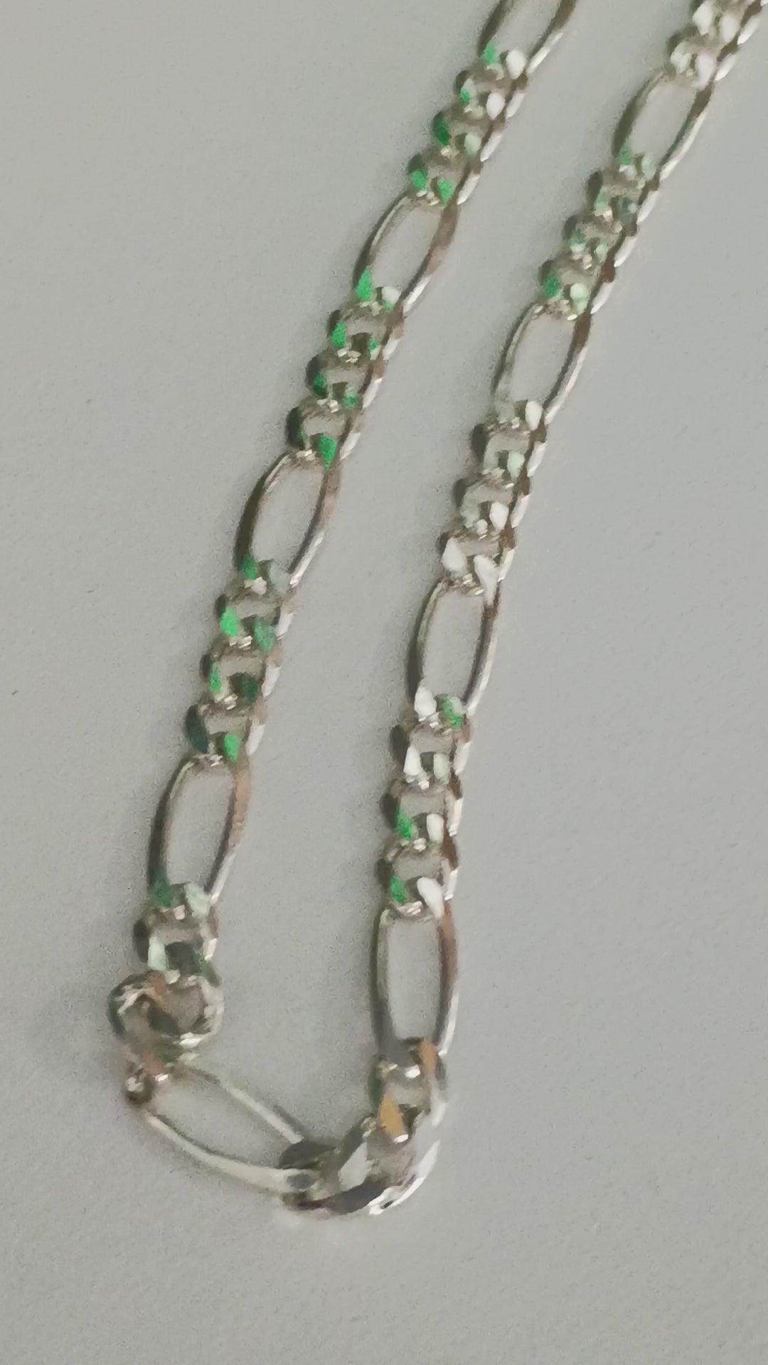 Cadena Fígaro en Plata 925 – Acabado Pulido y Brillante