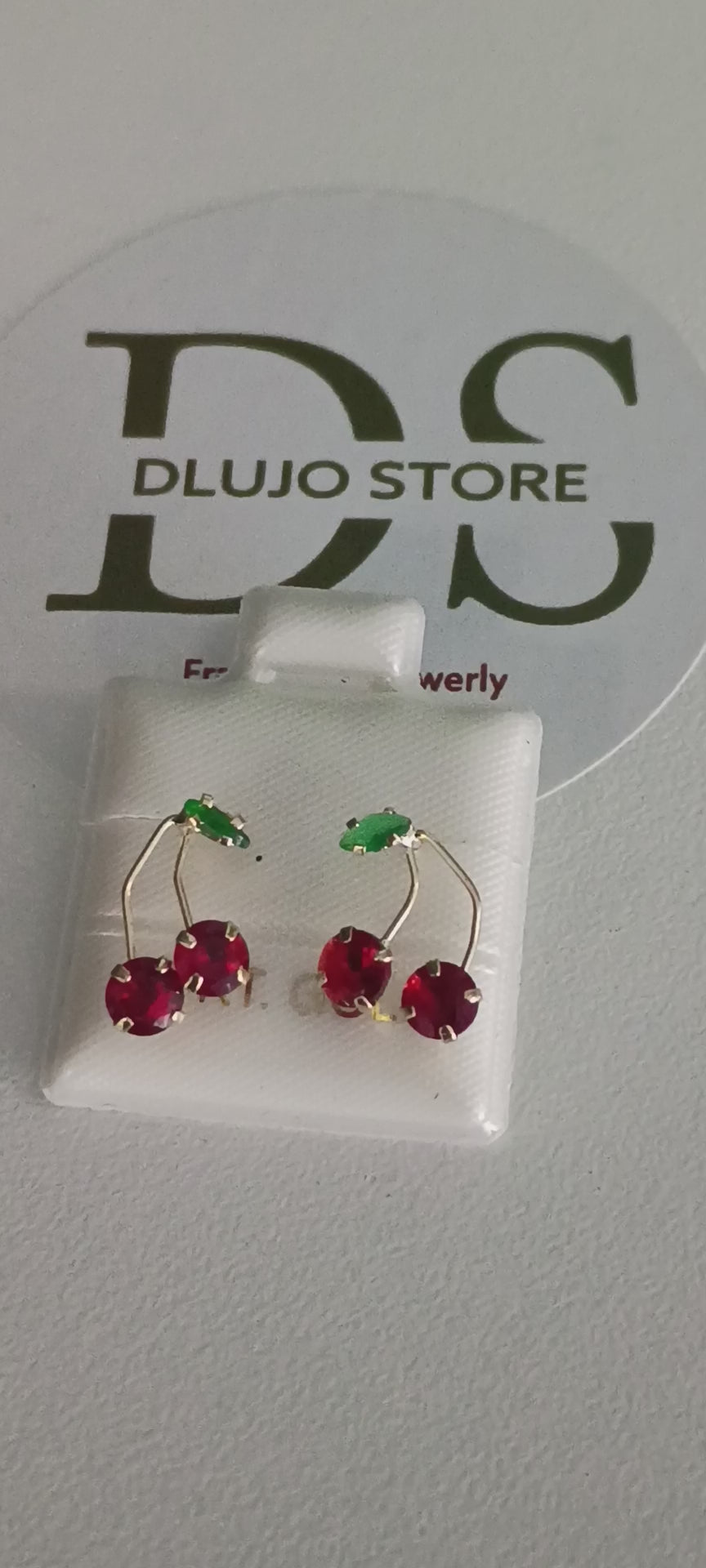 Aretes de Cereza en Oro 10K