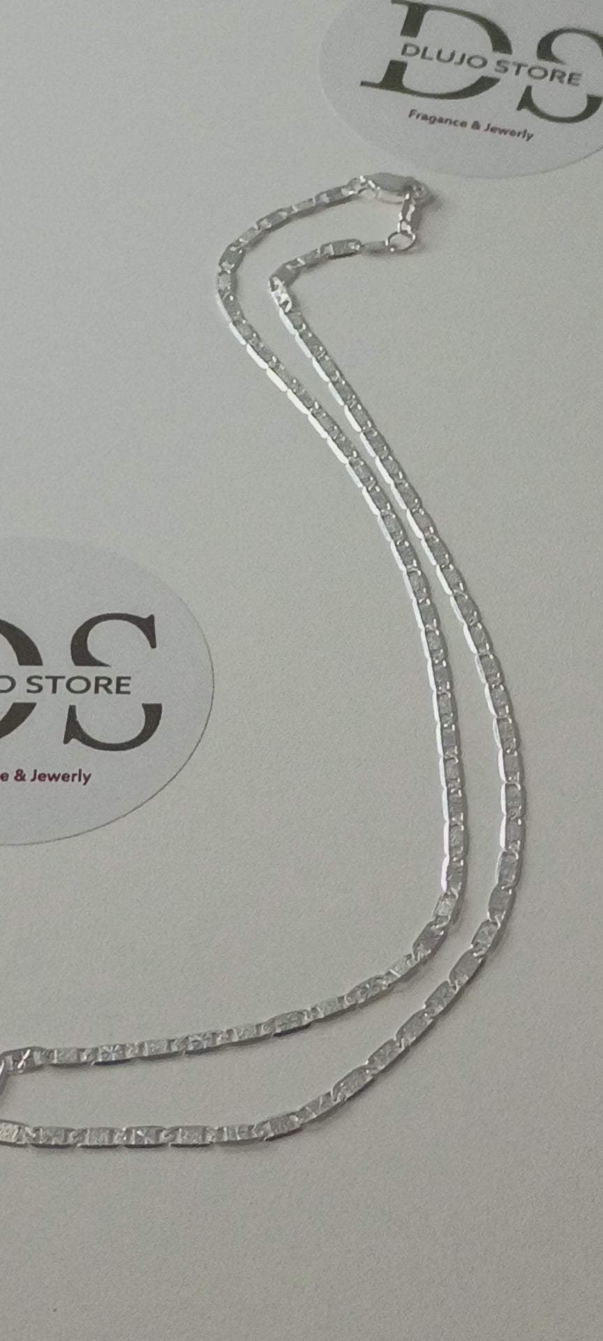 Cadena Plana Estilo Gucci Estrellada en Plata 925