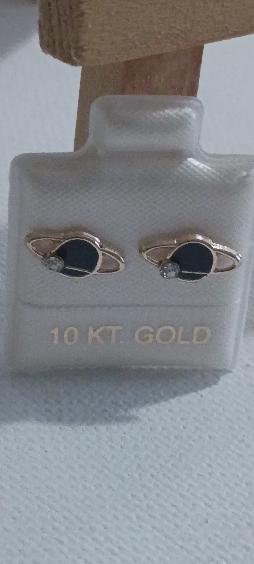 Aretes Diseño Planeta en Oro 10K