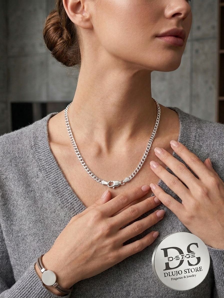 Cadena Cubana Diamantada Elegancia Minimalista y Versátil
