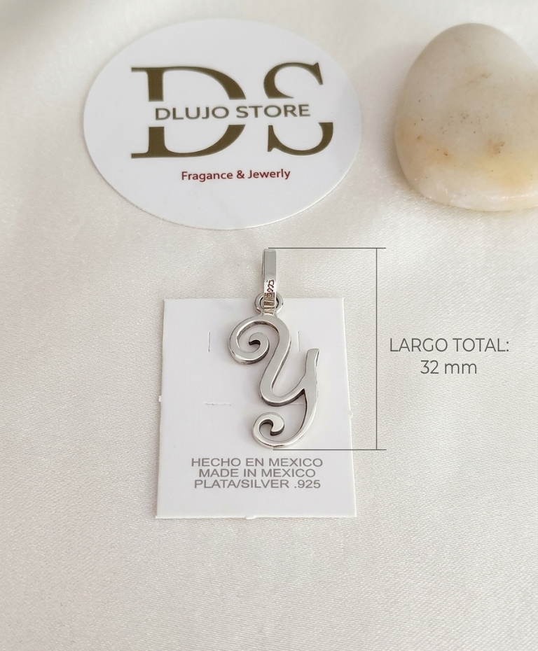 Dije de Inicial "Y" en Plata Ley .925 – Estilo Cursiva Elegante