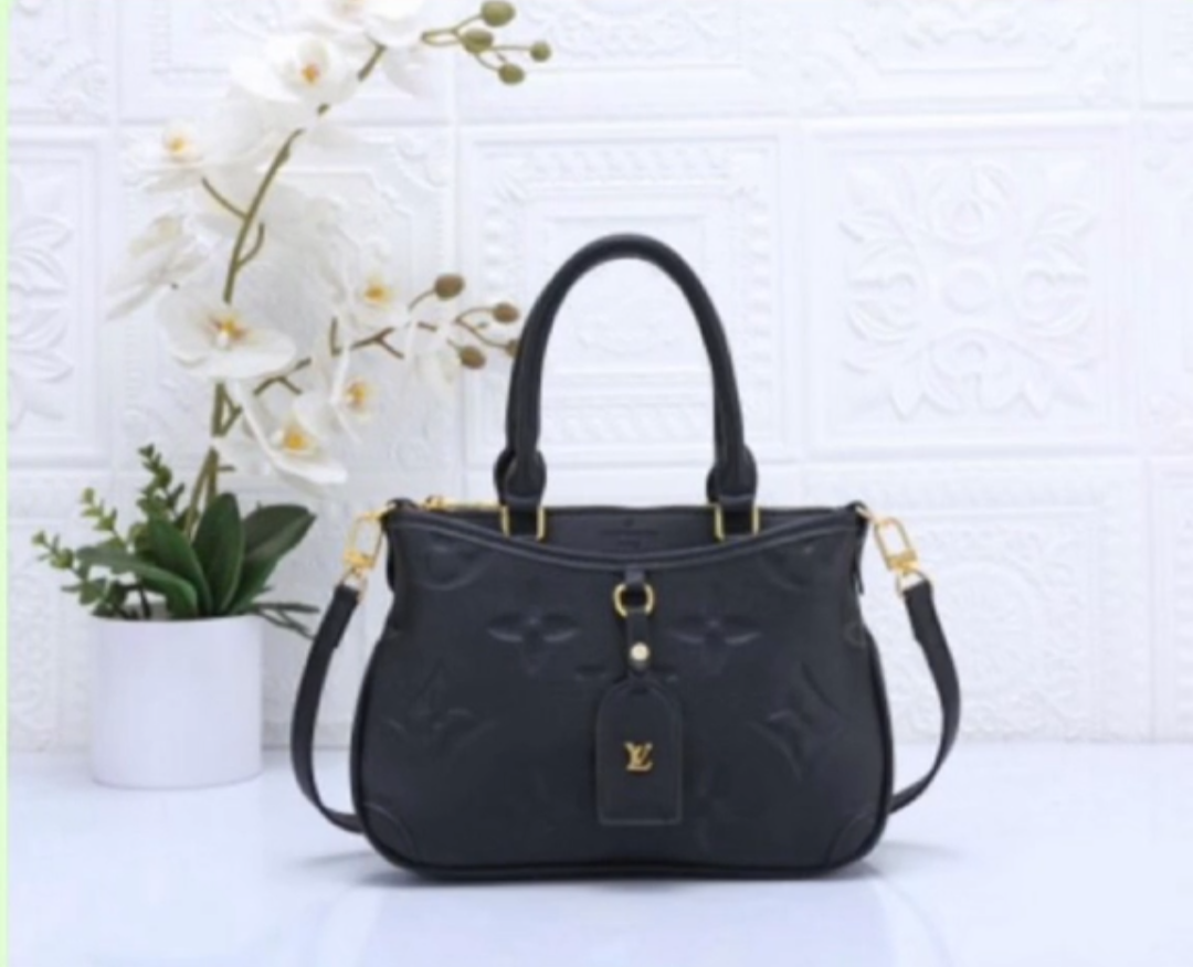 Bolso Elegante Monograma