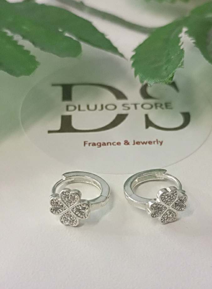 Huggies Trébol y Circonitas- Plata Premium 925
