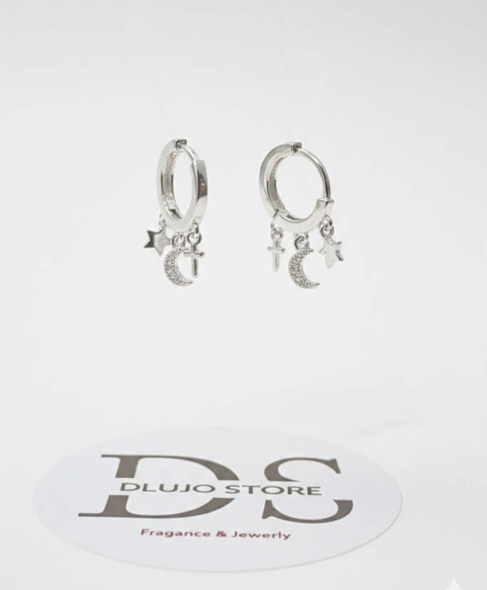 Huggie con Charms de Plata (Luna, Estrella y Cruz)