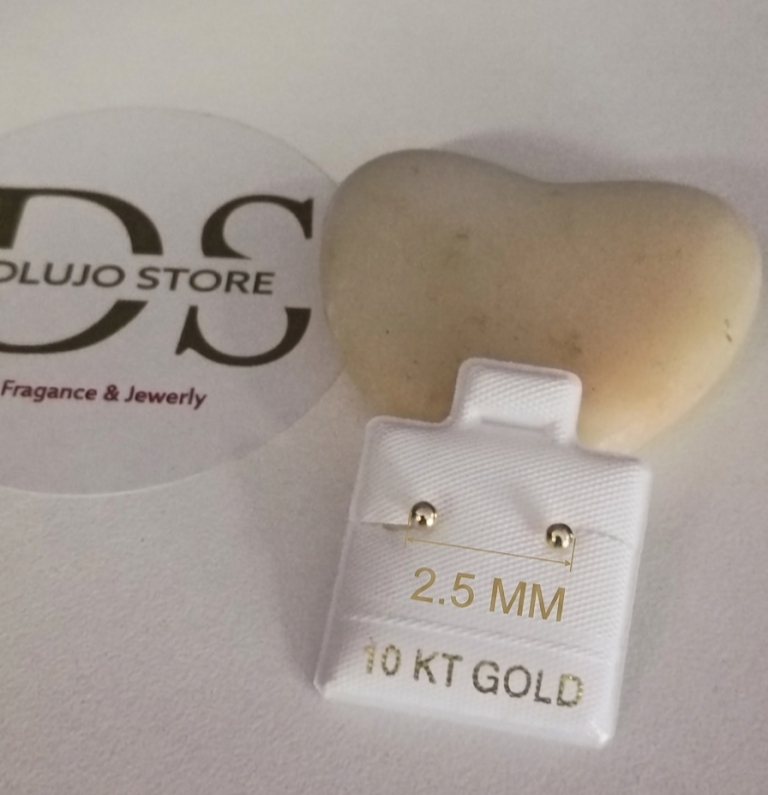 Aretes de Bola en Oro 10K