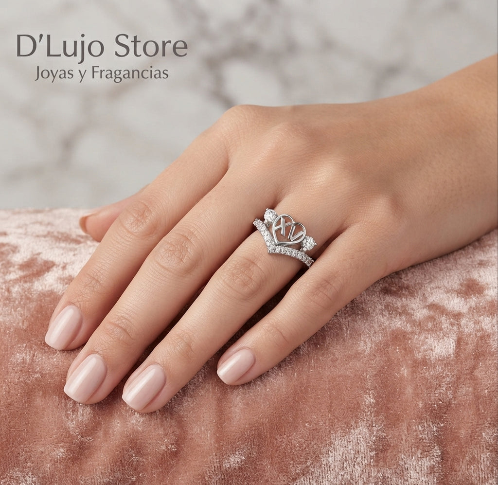 Anillo "Mis XV. Años" en Plata 925 con Circonitas Brillantes.