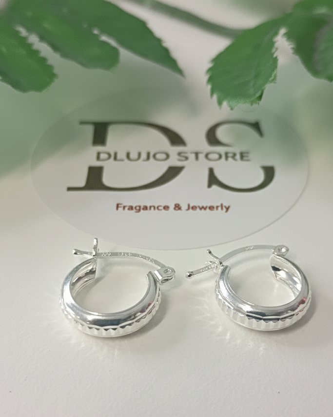 Argollas Estilo Huggies en Plata de Ley 925