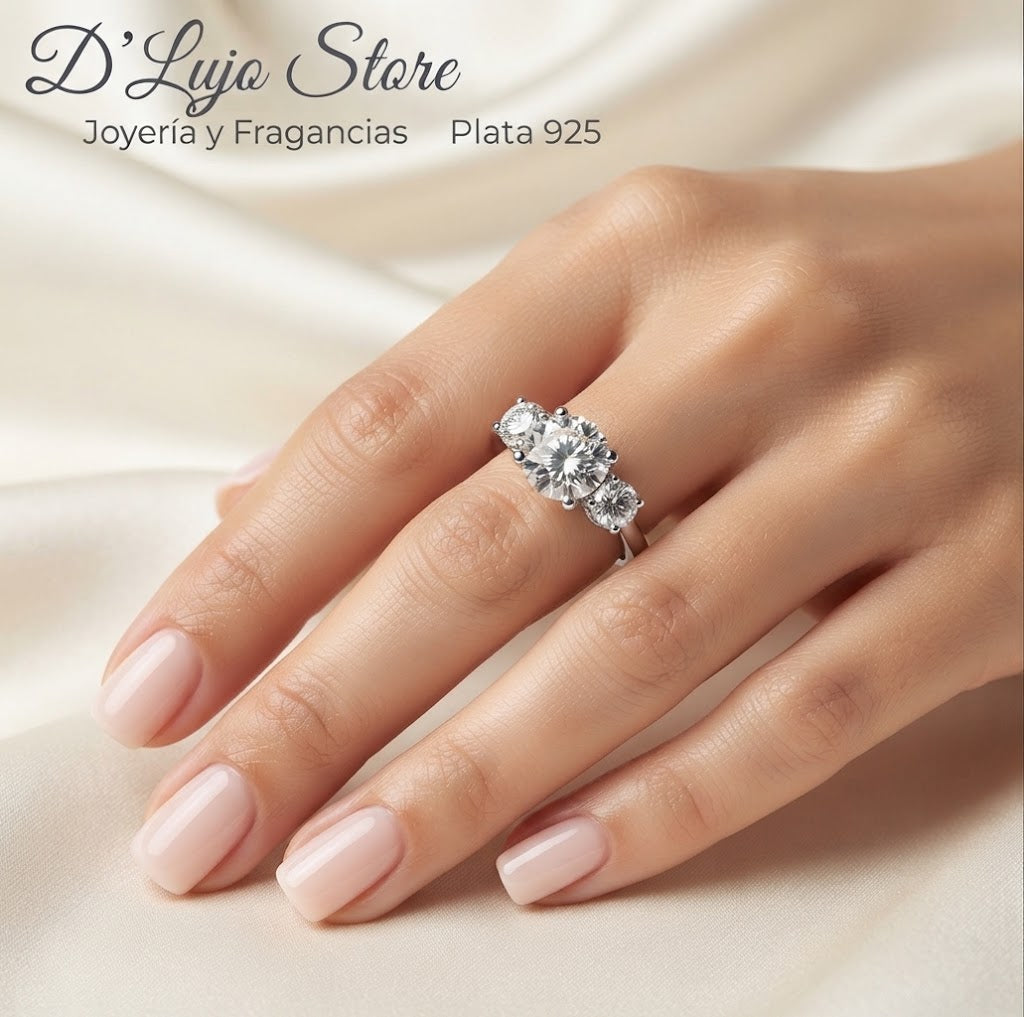 Anillo de Tres Circonias en Plata Fina 925