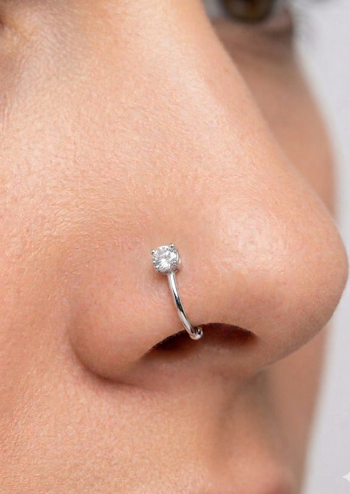 Aro de Nariz Minimalista – Elegancia en Plata 925