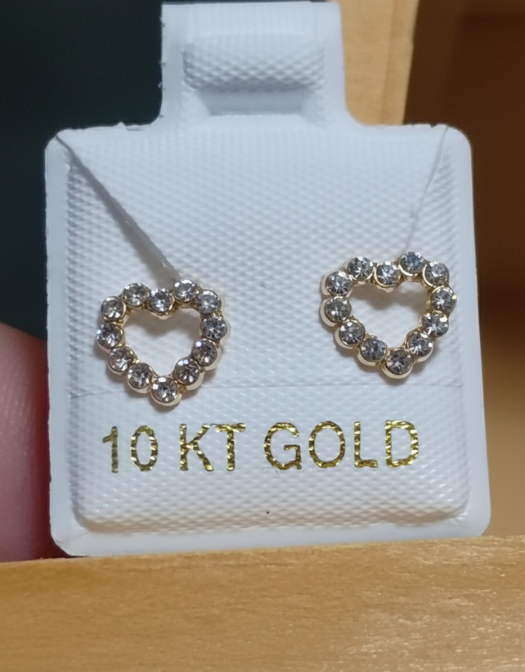 Aretes de Corazón con Circonitas en Oro 10K