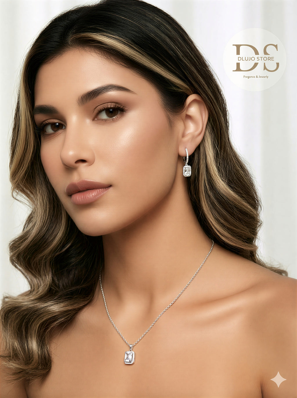 Set de Collar y Aretes de Plata 925 con Corte Princesa